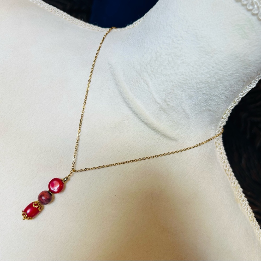 Handcrafted vintage bead red coral wood drop pendant on chain necklace